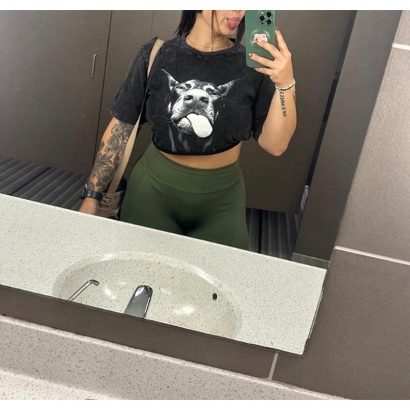 Dobermann Dog Acid wash oversized Print T-Shirt Black Acid Wash Men's Tee - Picture 6 of 8